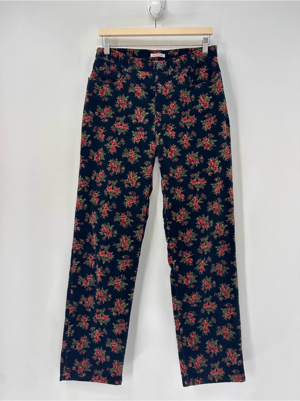 Jones New York Sport Velvet Floral Denim Size 8